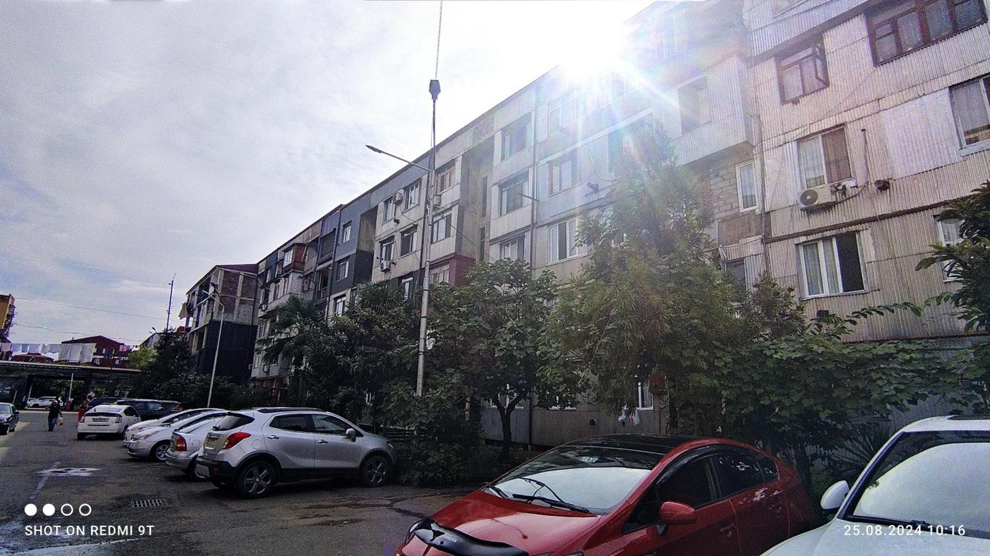 Bright And Cozy Apartment Batumi Luaran gambar